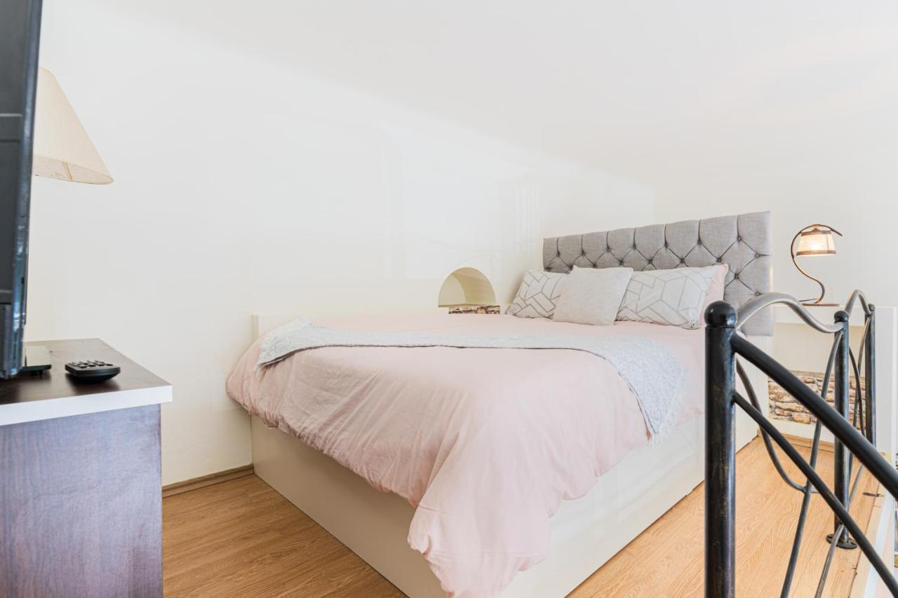 Sabin Apartments Private Parking Брашов Екстер'єр фото