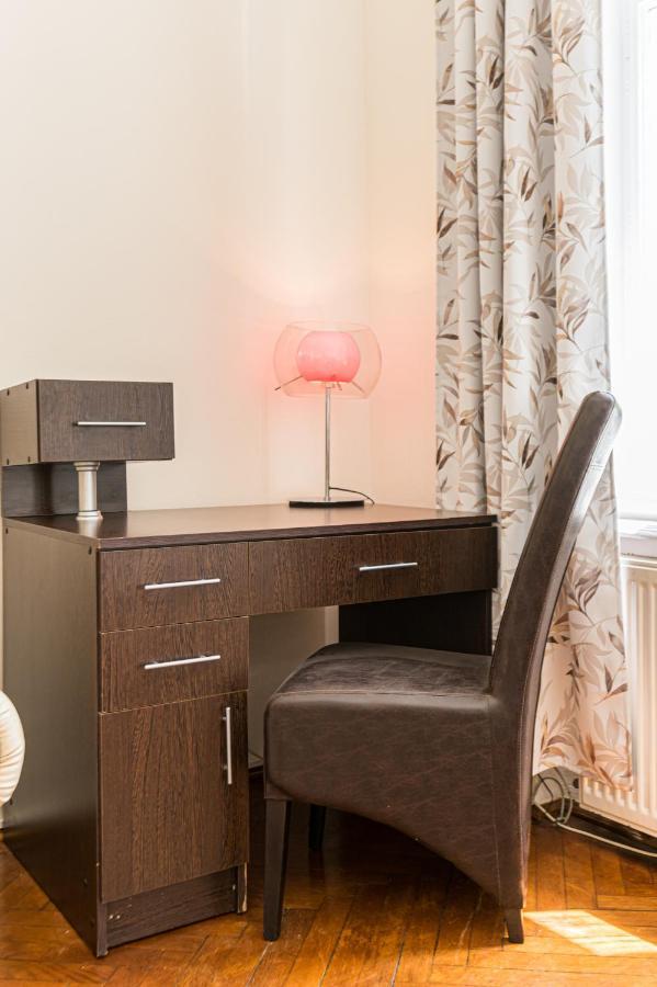Sabin Apartments Private Parking Брашов Екстер'єр фото