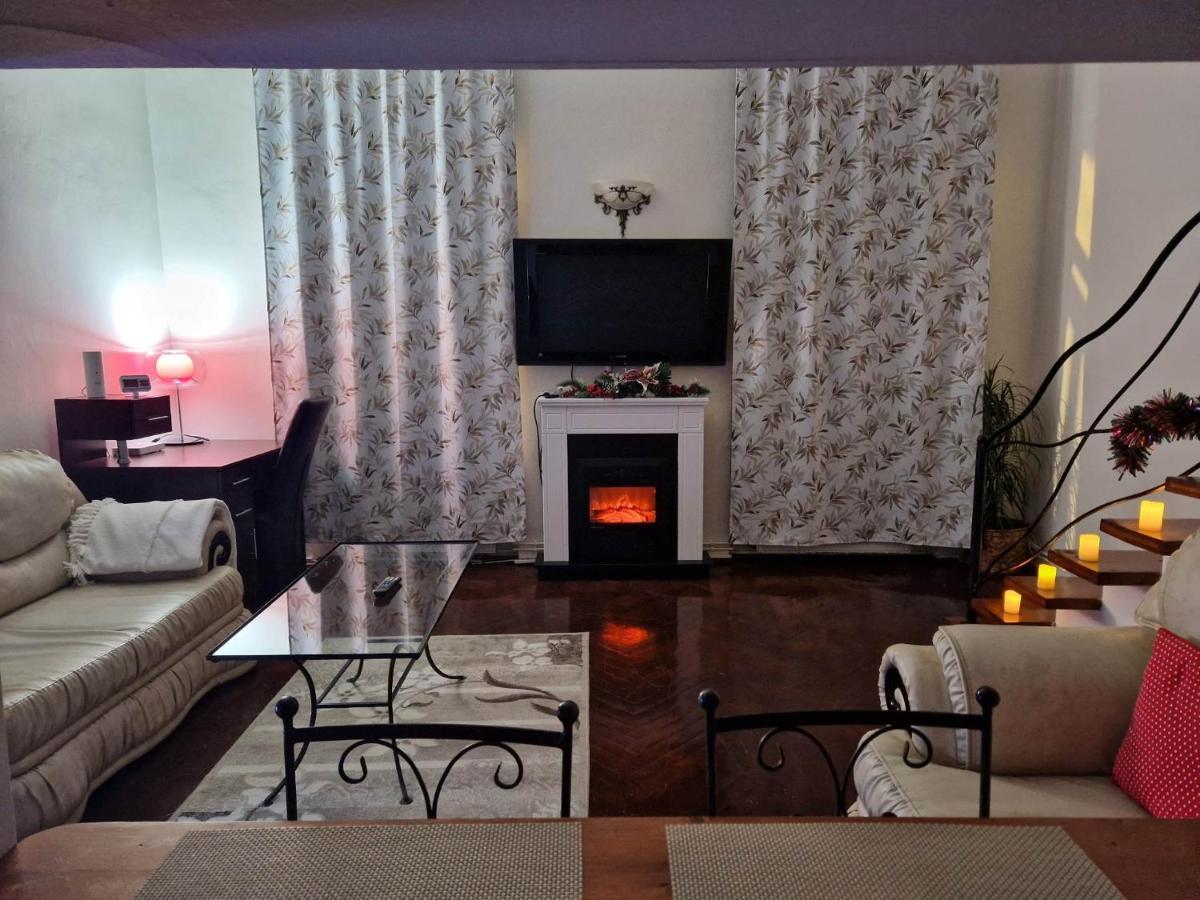 Sabin Apartments Private Parking Брашов Екстер'єр фото
