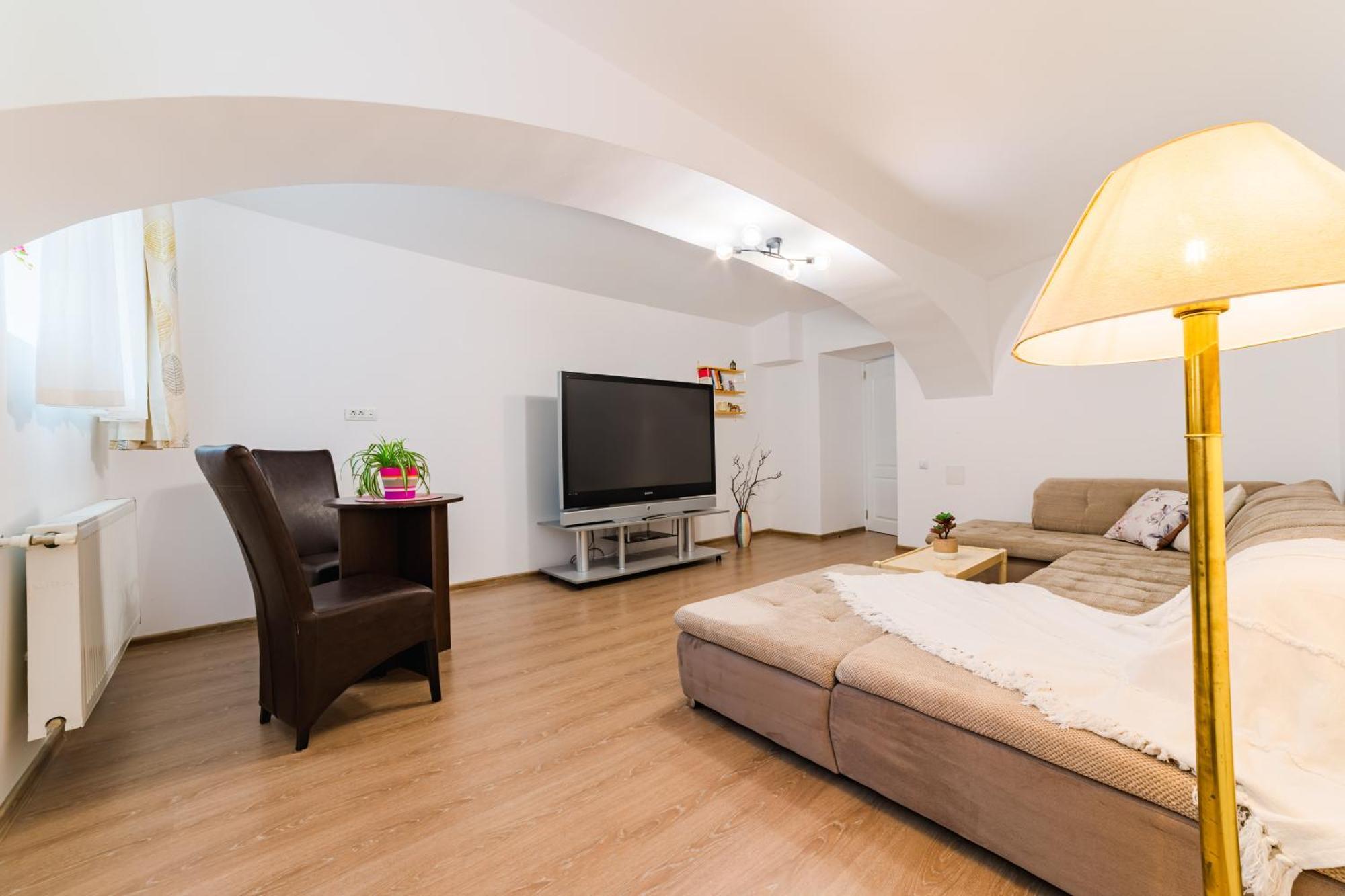 Sabin Apartments Private Parking Брашов Екстер'єр фото