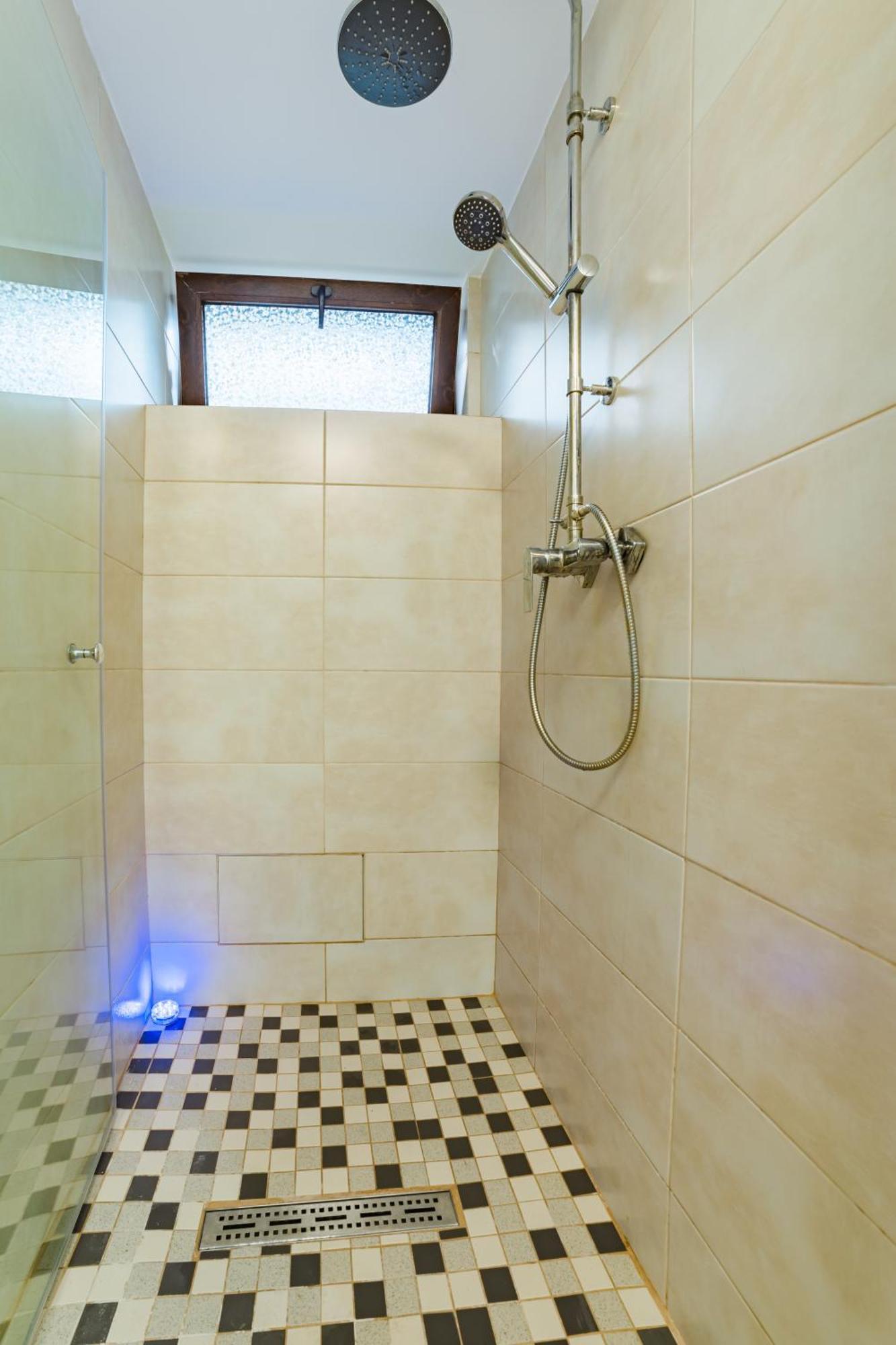 Sabin Apartments Private Parking Брашов Екстер'єр фото